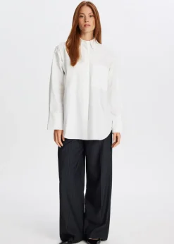 The Sting Blouse met pareldetails<DAMES Blouses