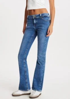 The Sting Soft flared jeans<DAMES Basics|Jeans