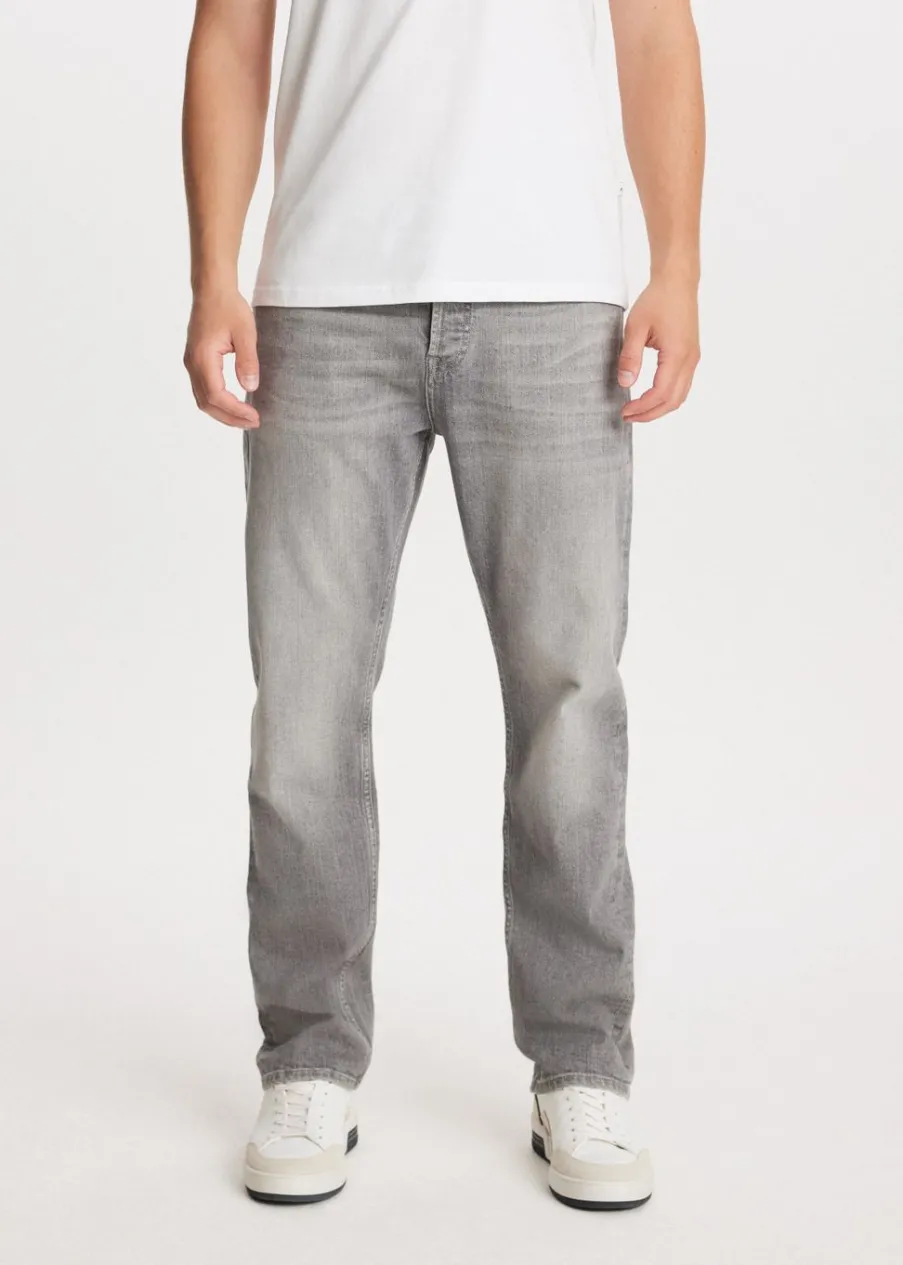 The Sting Stretchy straight leg jeans<Heren Jeans