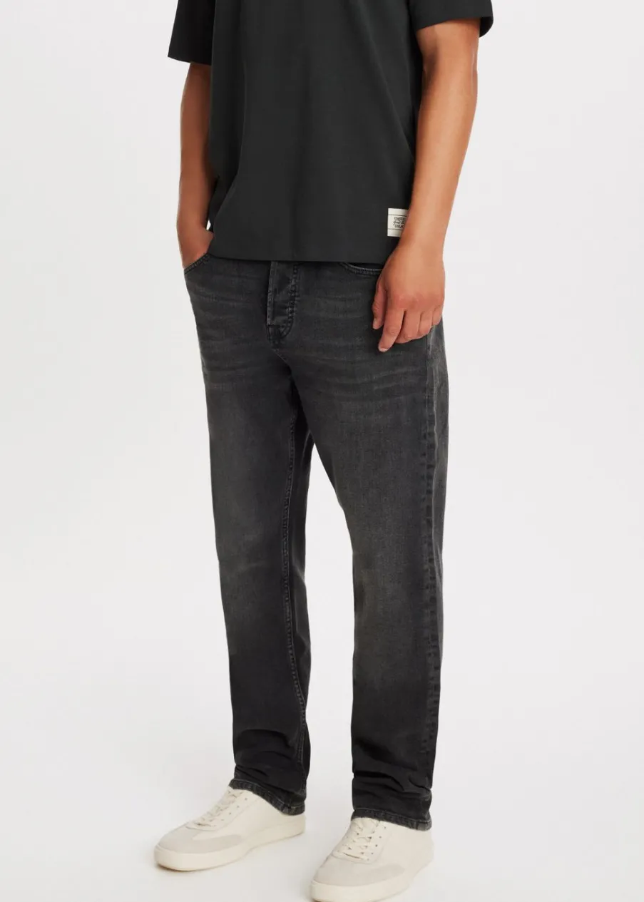 The Sting Stretchy straight leg jeans<Heren Jeans
