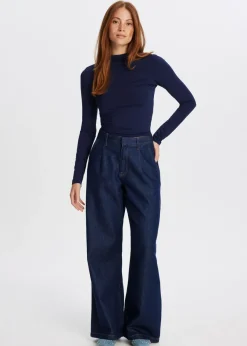 The Sting Top met hoge hals<DAMES Tops