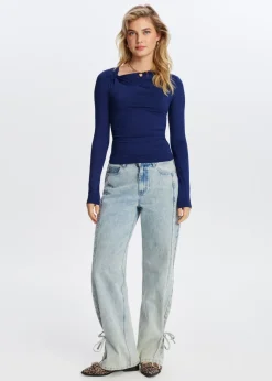 The Sting Top met knoopdetail<DAMES Tops