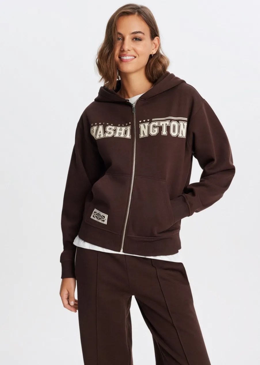 The Sting Varsity vest<DAMES Truien En Vesten