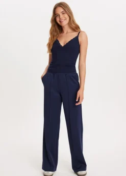 The Sting V-hals singlet met kant<DAMES Basics|Singlets