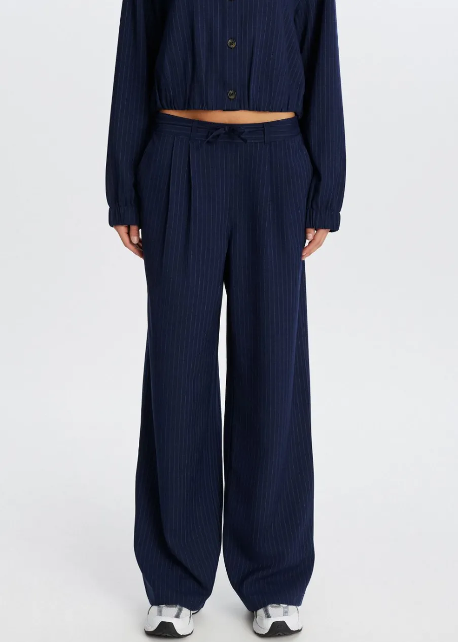 The Sting Wijde broek met plooien<DAMES Broeken